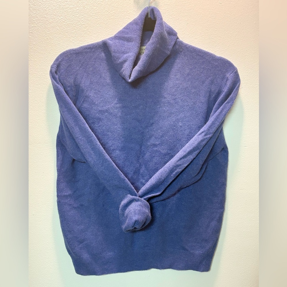 100% Cashmere Sweater Turtleneck in Periwinkle  szS/PM Womens